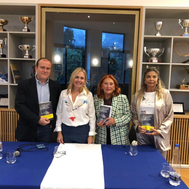 Presentato nel salone il libro “La Biblioteca dei fisici scomparsi”