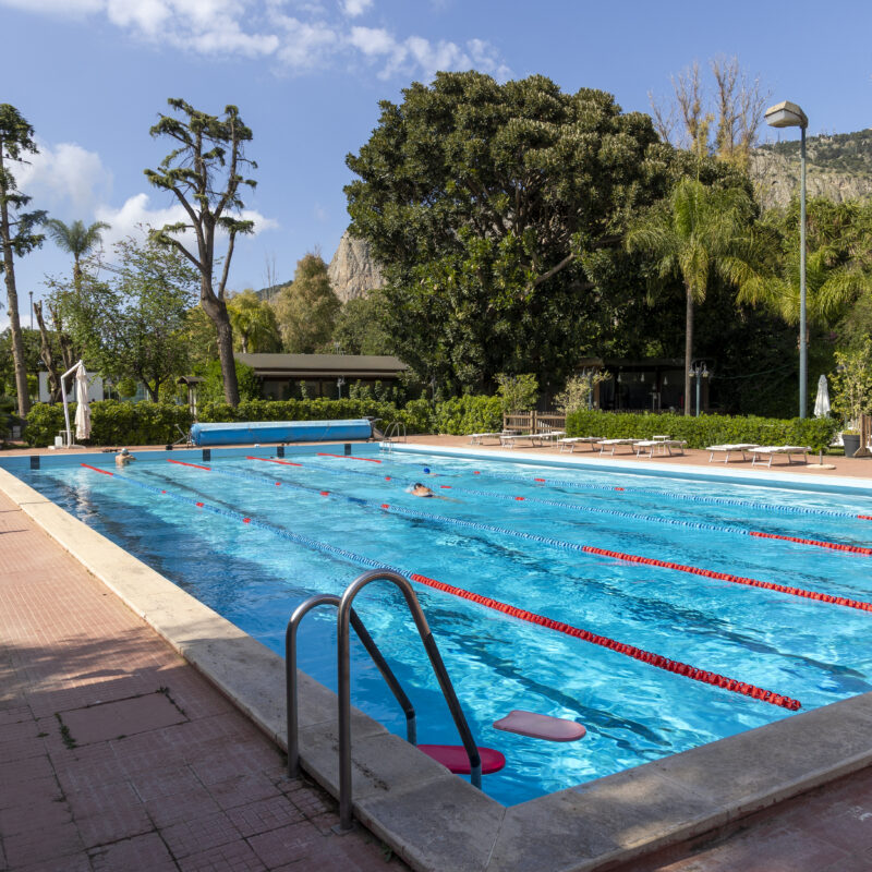 Regolamento piscina estate 2025