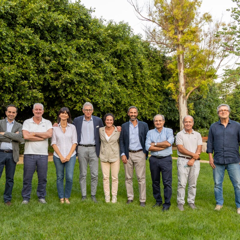 Prima foto di gruppo della nuova deputazione