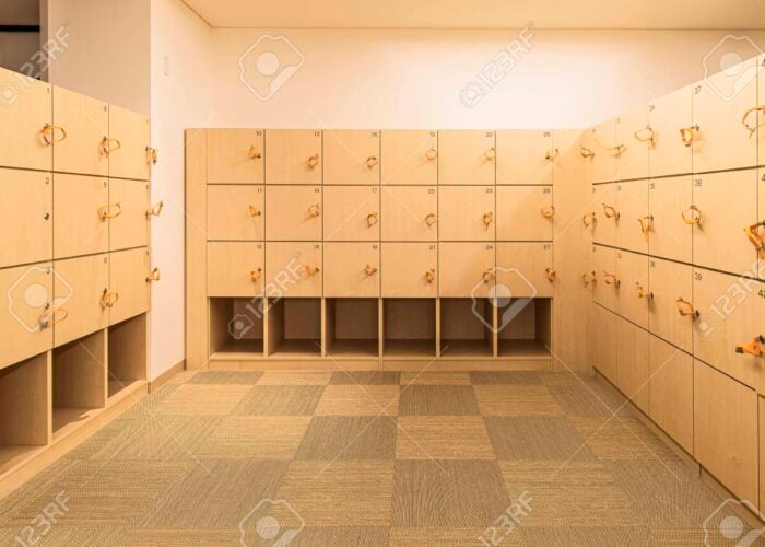 Lavori di manutenzione spogliatoi uomini ospiti