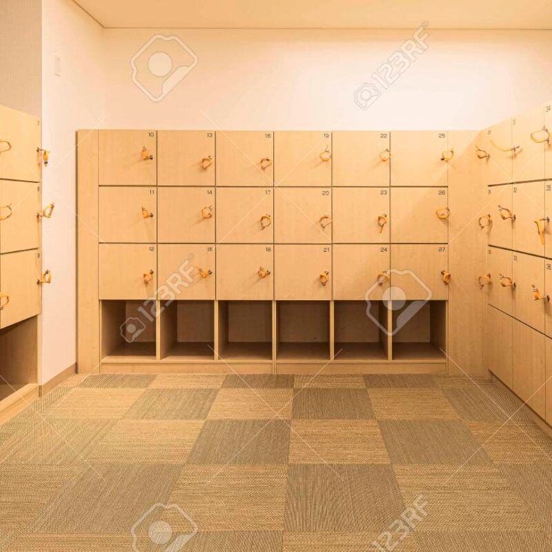 Lavori di manutenzione spogliatoi uomini ospiti