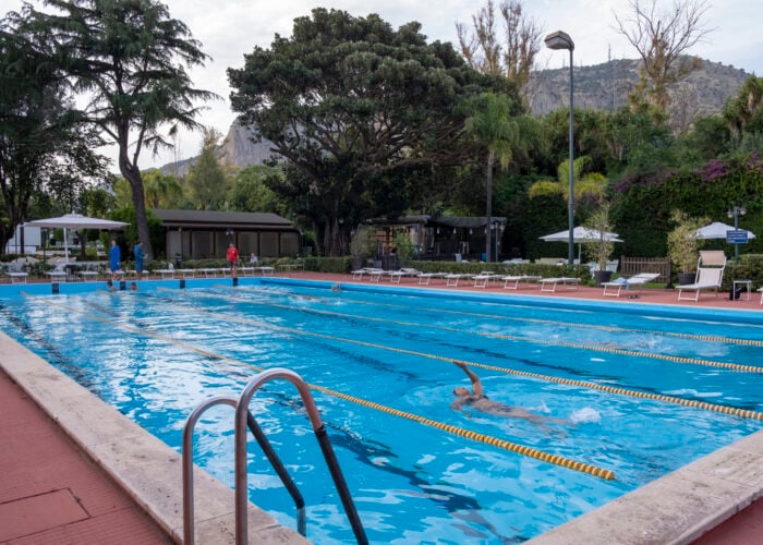 Orari servizio piscina durante le festività natalizie